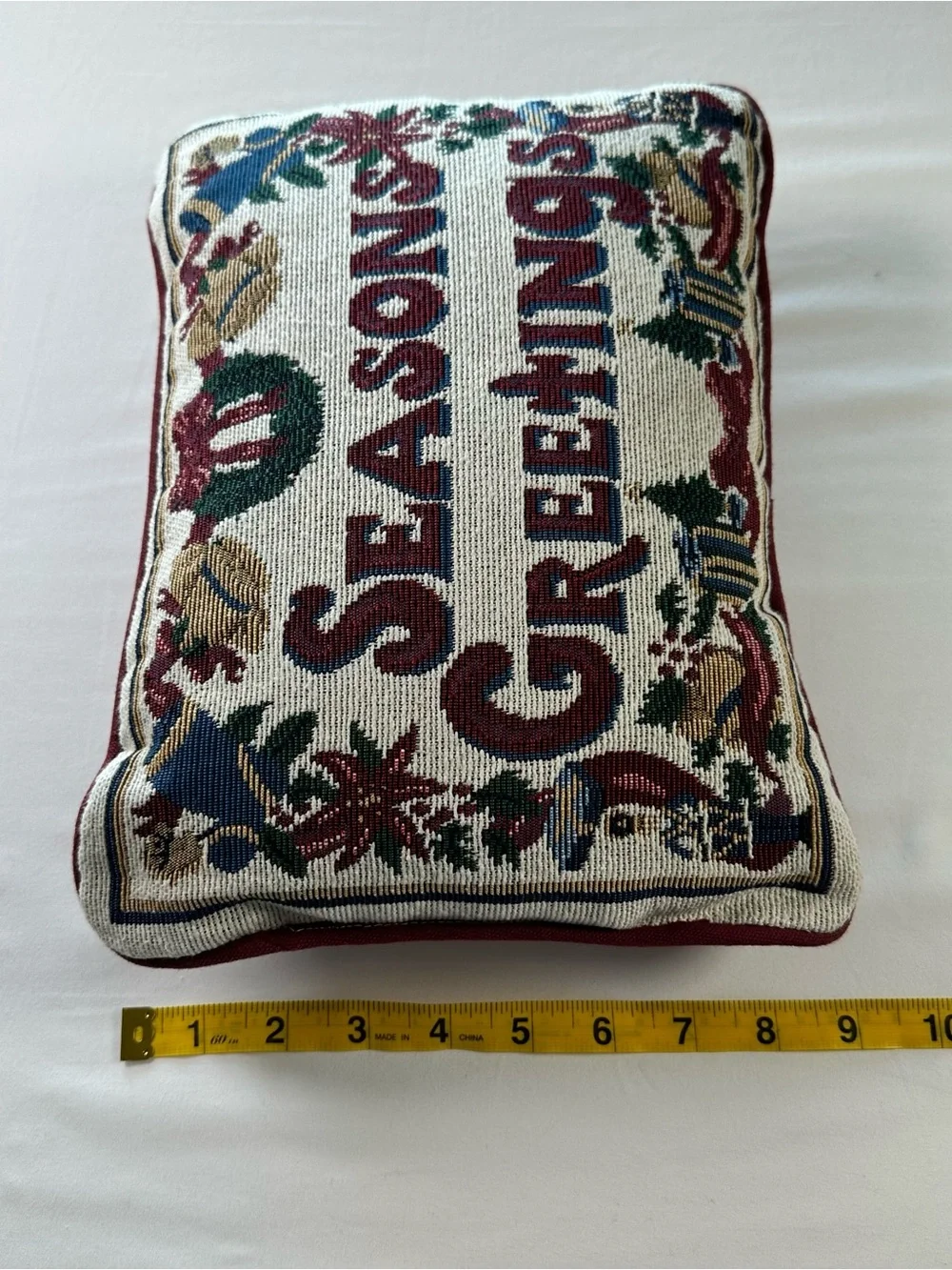 Vintage Christmas Needlepoint Tapestry Pillow Seasons Greetings Holiday 12x9